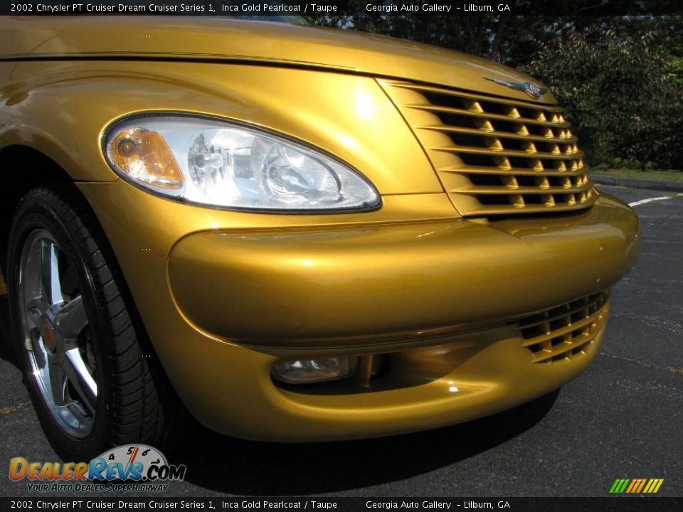 2002 Chrysler PT Cruiser Dream Cruiser Series 1 Inca Gold Pearlcoat / Taupe Photo #23