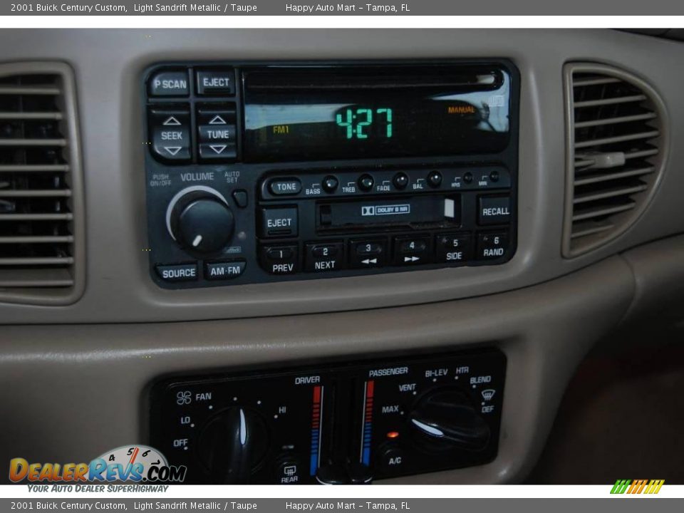 2001 Buick Century Custom Light Sandrift Metallic / Taupe Photo #10