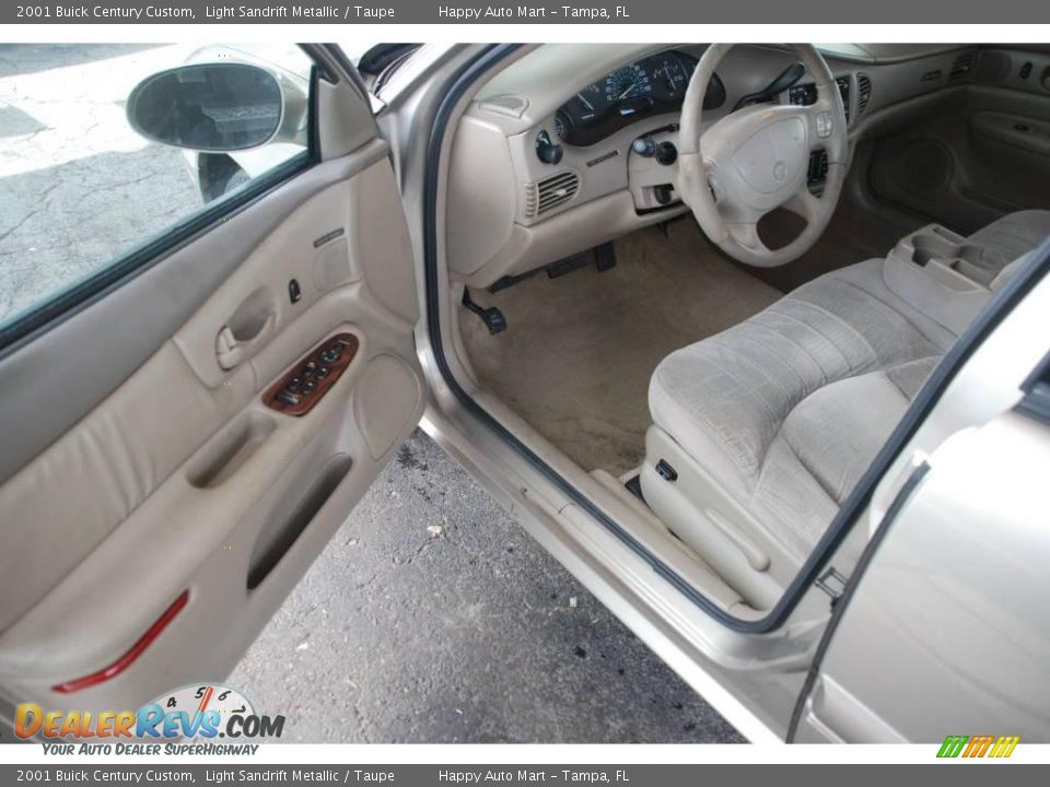 2001 Buick Century Custom Light Sandrift Metallic / Taupe Photo #12