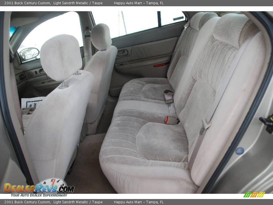 2001 Buick Century Custom Light Sandrift Metallic / Taupe Photo #15