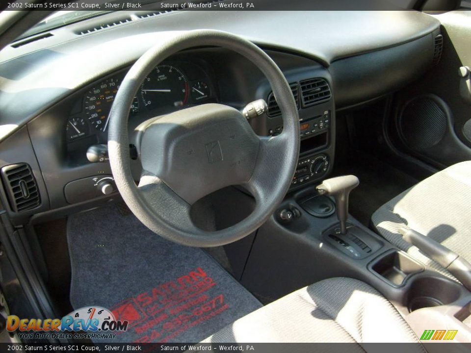 2002 Saturn S Series SC1 Coupe Silver / Black Photo #11