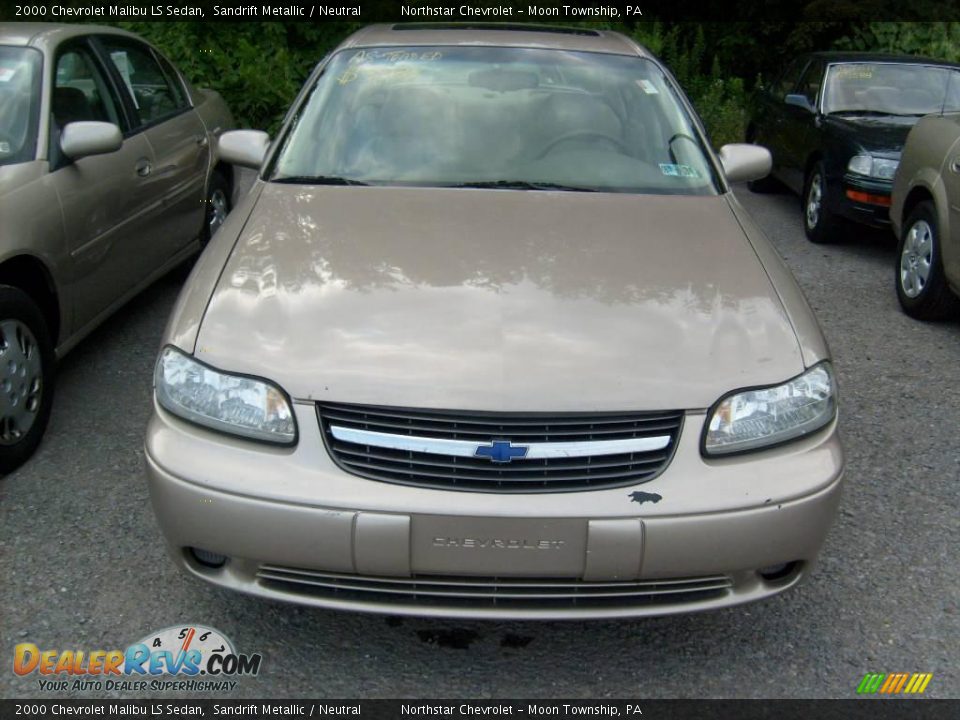 2000 Chevrolet Malibu LS Sedan Sandrift Metallic / Neutral Photo #2