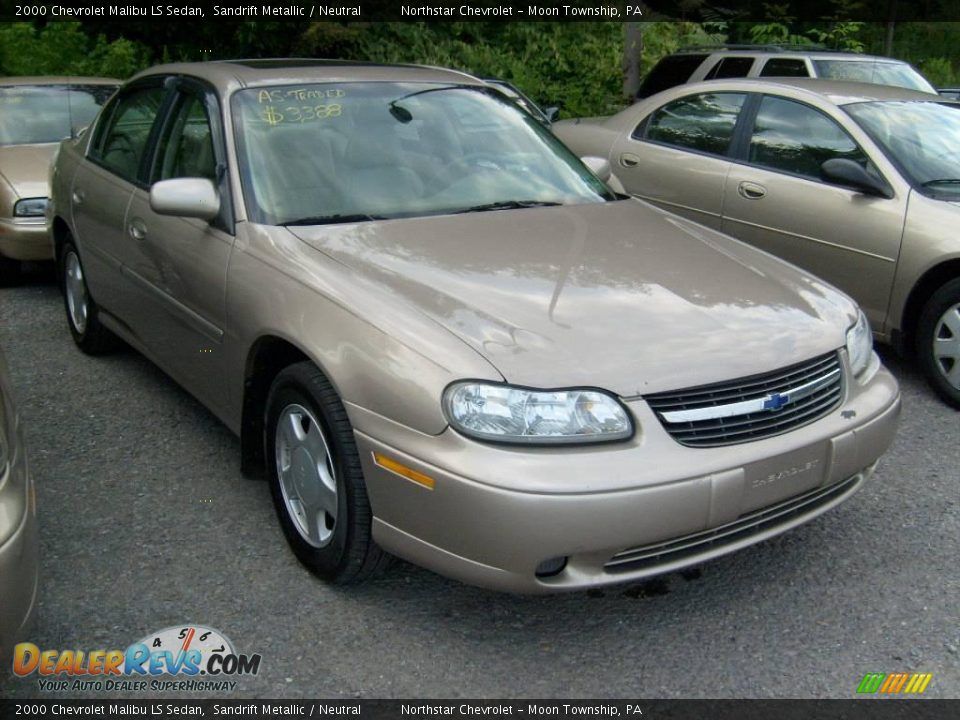 2000 Chevrolet Malibu LS Sedan Sandrift Metallic / Neutral Photo #3