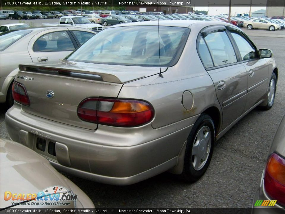 2000 Chevrolet Malibu LS Sedan Sandrift Metallic / Neutral Photo #4