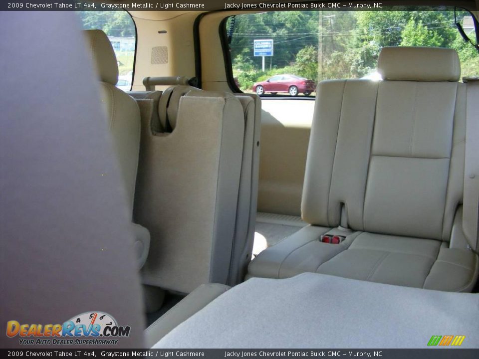 2009 Chevrolet Tahoe LT 4x4 Graystone Metallic / Light Cashmere Photo #11