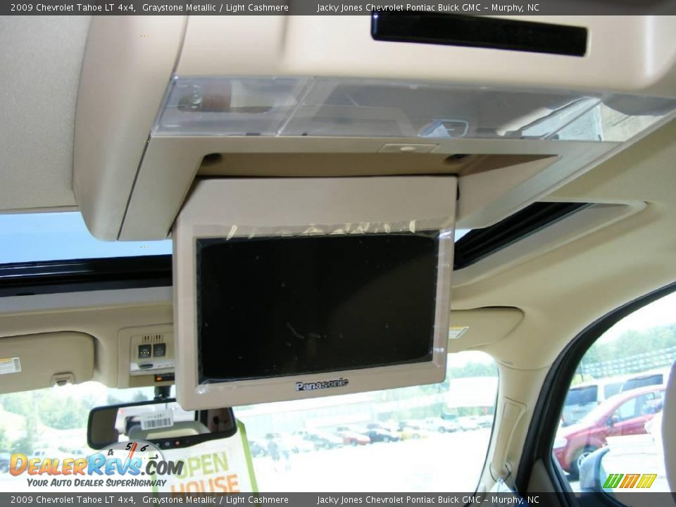 2009 Chevrolet Tahoe LT 4x4 Graystone Metallic / Light Cashmere Photo #21