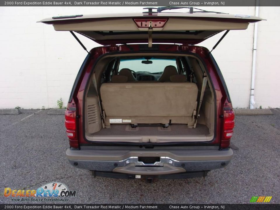 2000 Ford Expedition Eddie Bauer 4x4 Dark Toreador Red Metallic / Medium Parchment Photo #10