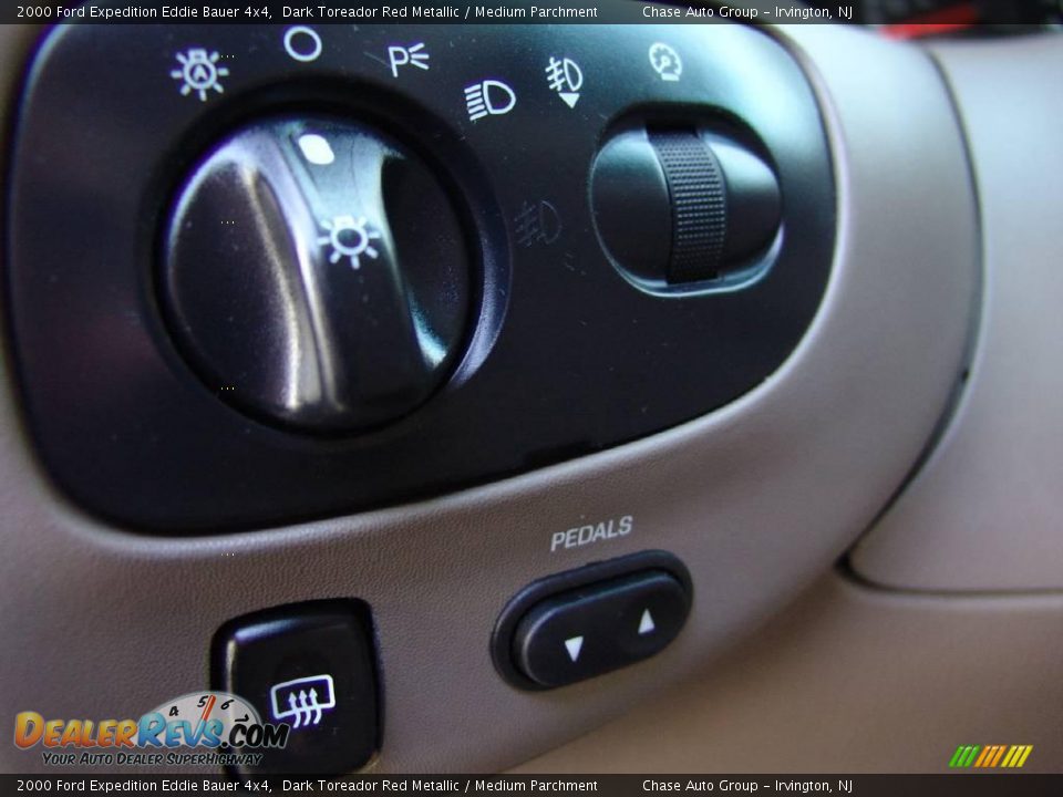 2000 Ford Expedition Eddie Bauer 4x4 Dark Toreador Red Metallic / Medium Parchment Photo #27