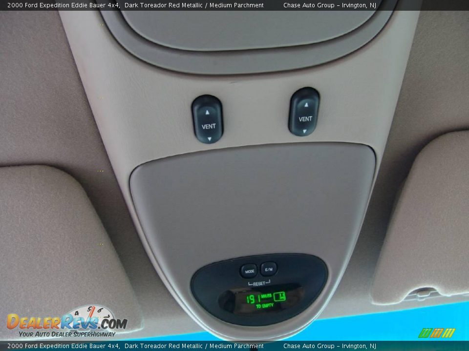 2000 Ford Expedition Eddie Bauer 4x4 Dark Toreador Red Metallic / Medium Parchment Photo #32