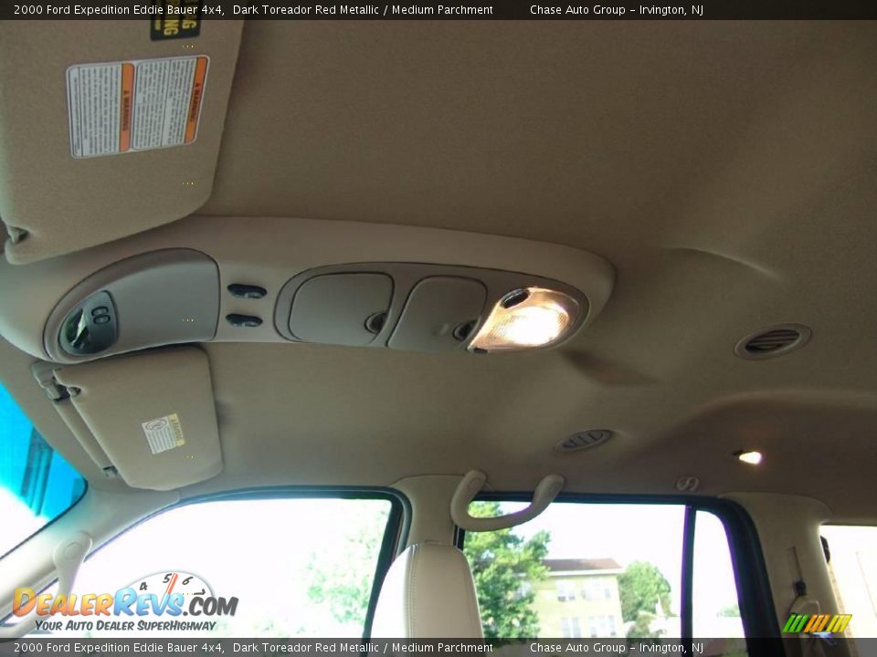 2000 Ford Expedition Eddie Bauer 4x4 Dark Toreador Red Metallic / Medium Parchment Photo #33