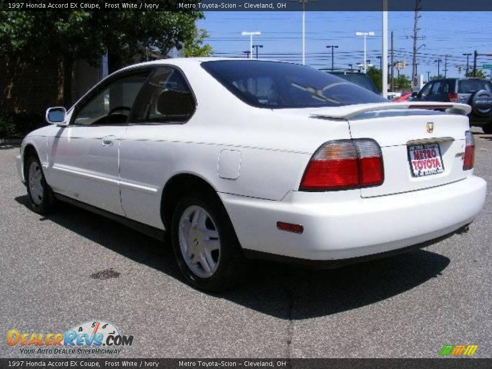 1997 Honda Accord EX Coupe Frost White / Ivory Photo #5