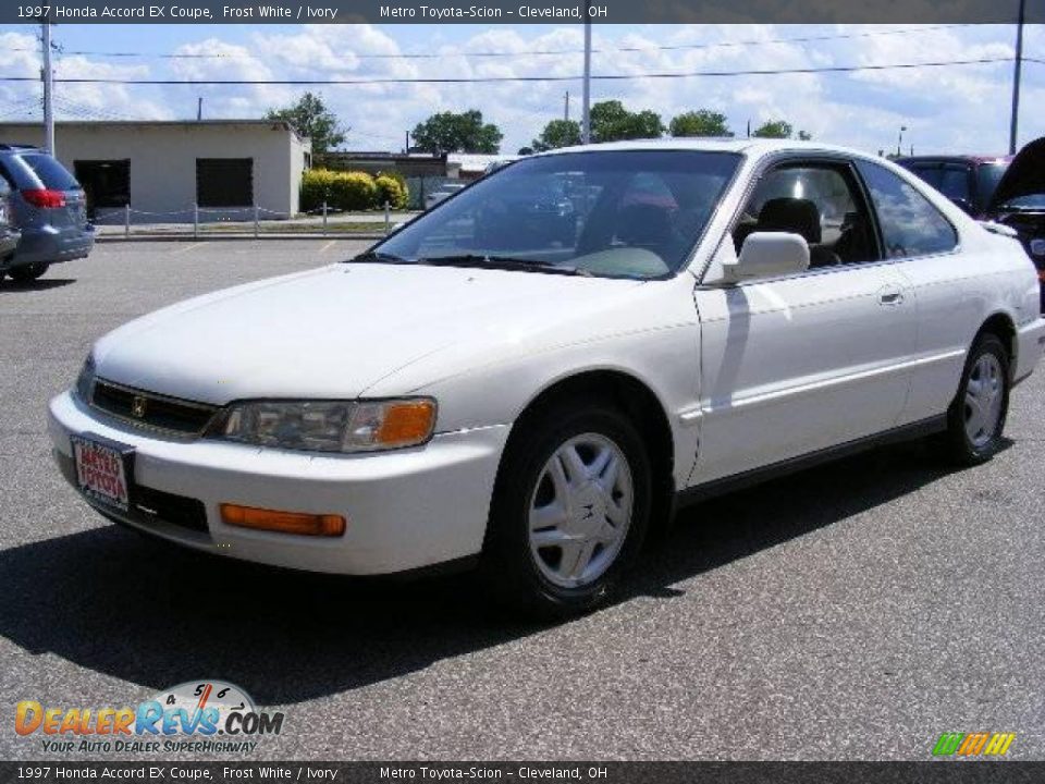 1997 Honda Accord EX Coupe Frost White / Ivory Photo #7