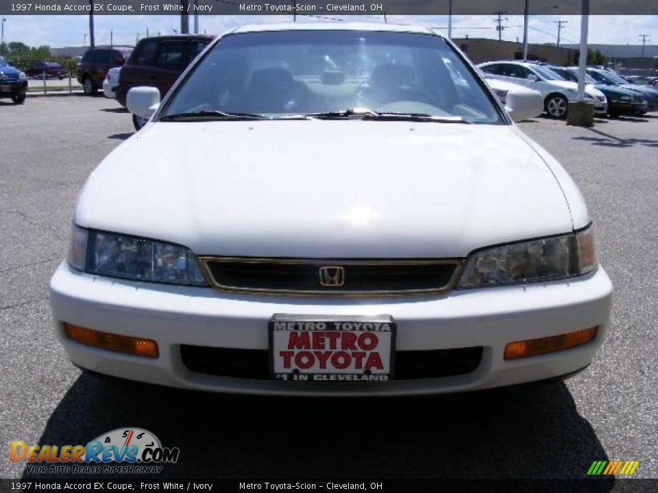 1997 Honda Accord EX Coupe Frost White / Ivory Photo #8