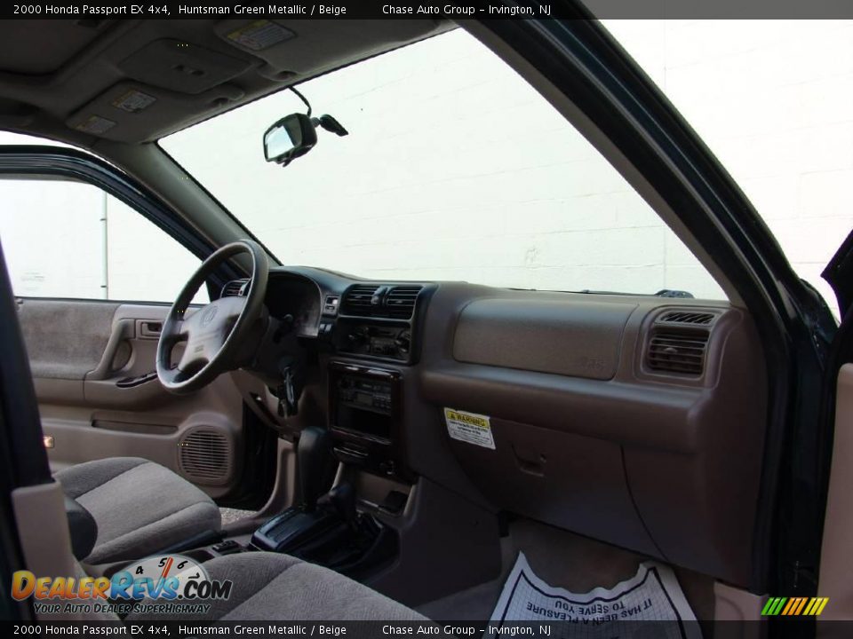 2000 Honda Passport EX 4x4 Huntsman Green Metallic / Beige Photo #18