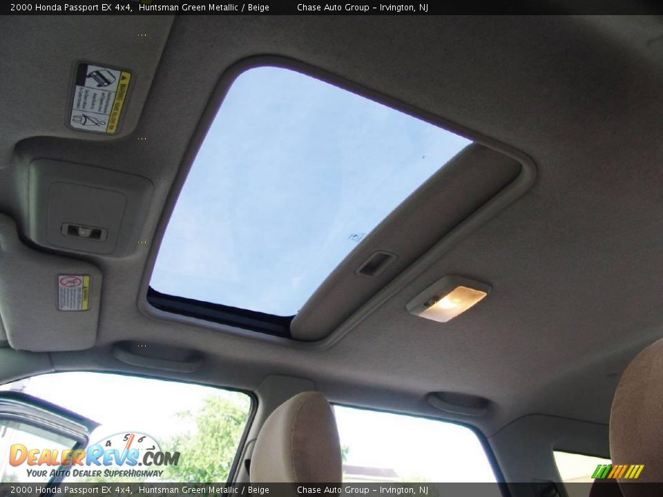 2000 Honda Passport EX 4x4 Huntsman Green Metallic / Beige Photo #27