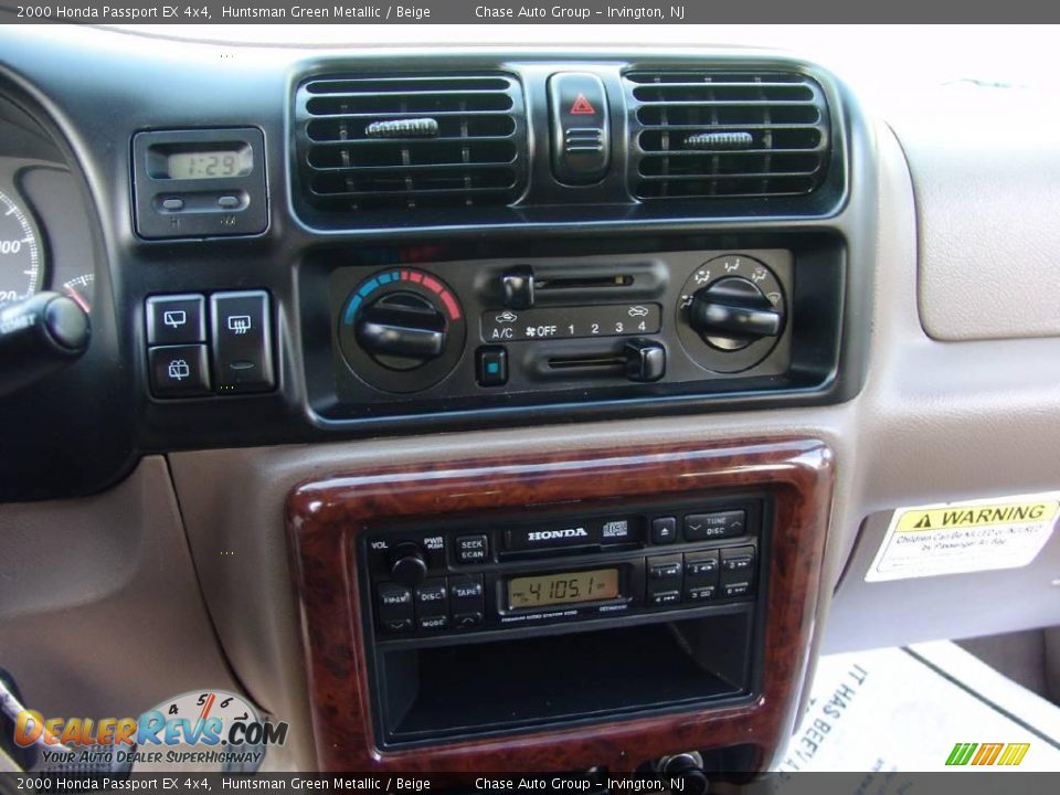 2000 Honda Passport EX 4x4 Huntsman Green Metallic / Beige Photo #32