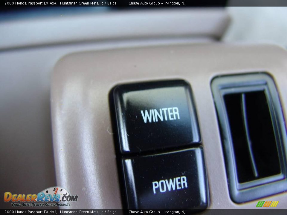 2000 Honda Passport EX 4x4 Huntsman Green Metallic / Beige Photo #34