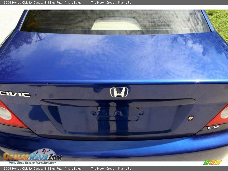 2004 Honda Civic LX Coupe Fiji Blue Pearl / Ivory Beige Photo #6