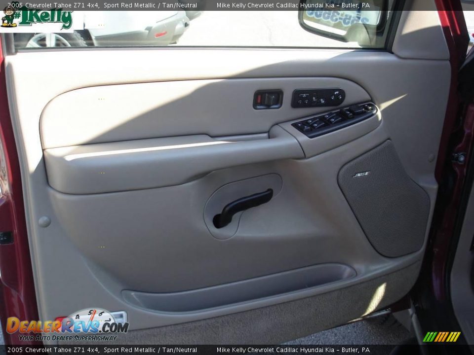 2005 Chevrolet Tahoe Z71 4x4 Sport Red Metallic / Tan/Neutral Photo #6