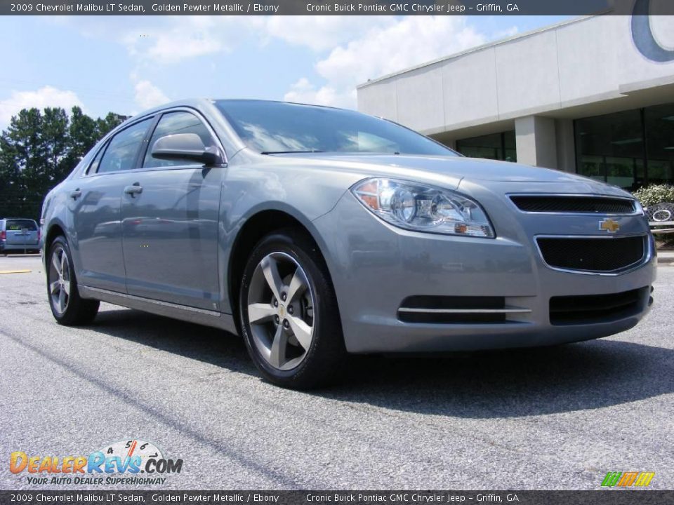 2009 Chevrolet Malibu LT Sedan Golden Pewter Metallic / Ebony Photo #2