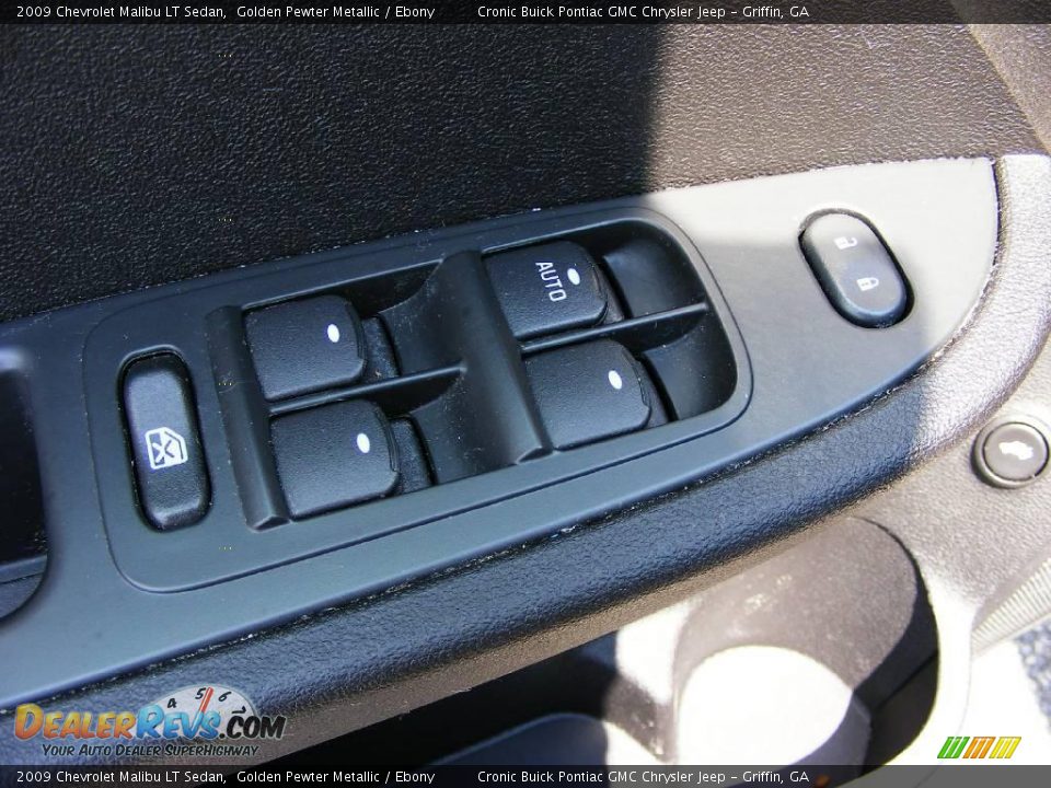 2009 Chevrolet Malibu LT Sedan Golden Pewter Metallic / Ebony Photo #12