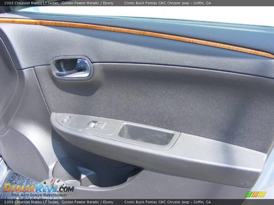 2009 Chevrolet Malibu LT Sedan Golden Pewter Metallic / Ebony Photo #17