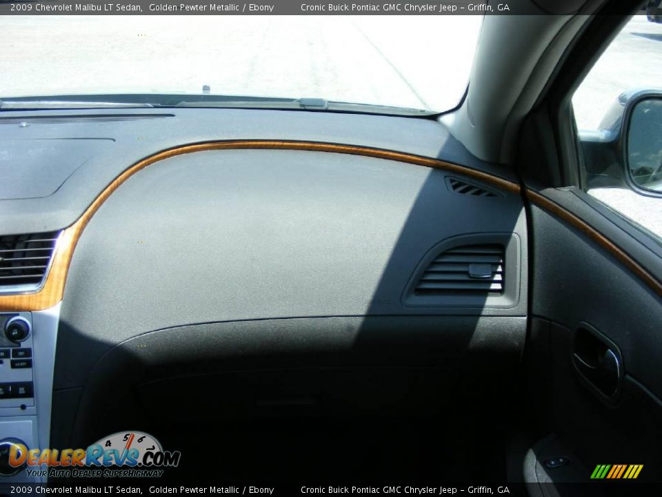 2009 Chevrolet Malibu LT Sedan Golden Pewter Metallic / Ebony Photo #18