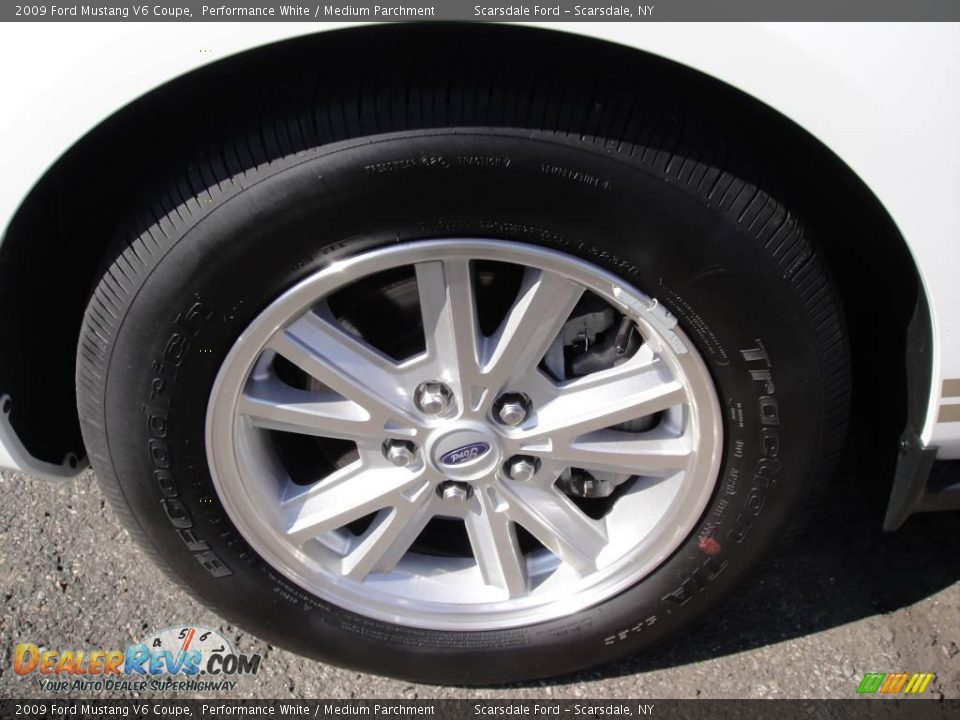 2009 Ford Mustang V6 Coupe Performance White / Medium Parchment Photo #8