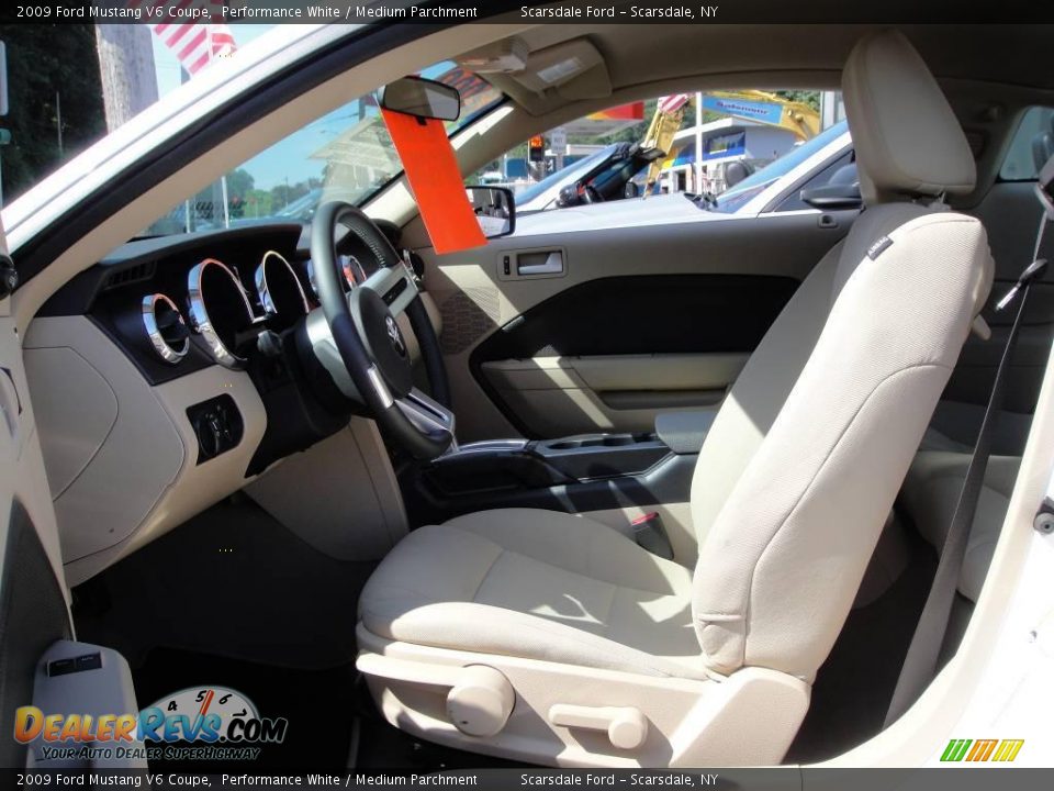2009 Ford Mustang V6 Coupe Performance White / Medium Parchment Photo #12
