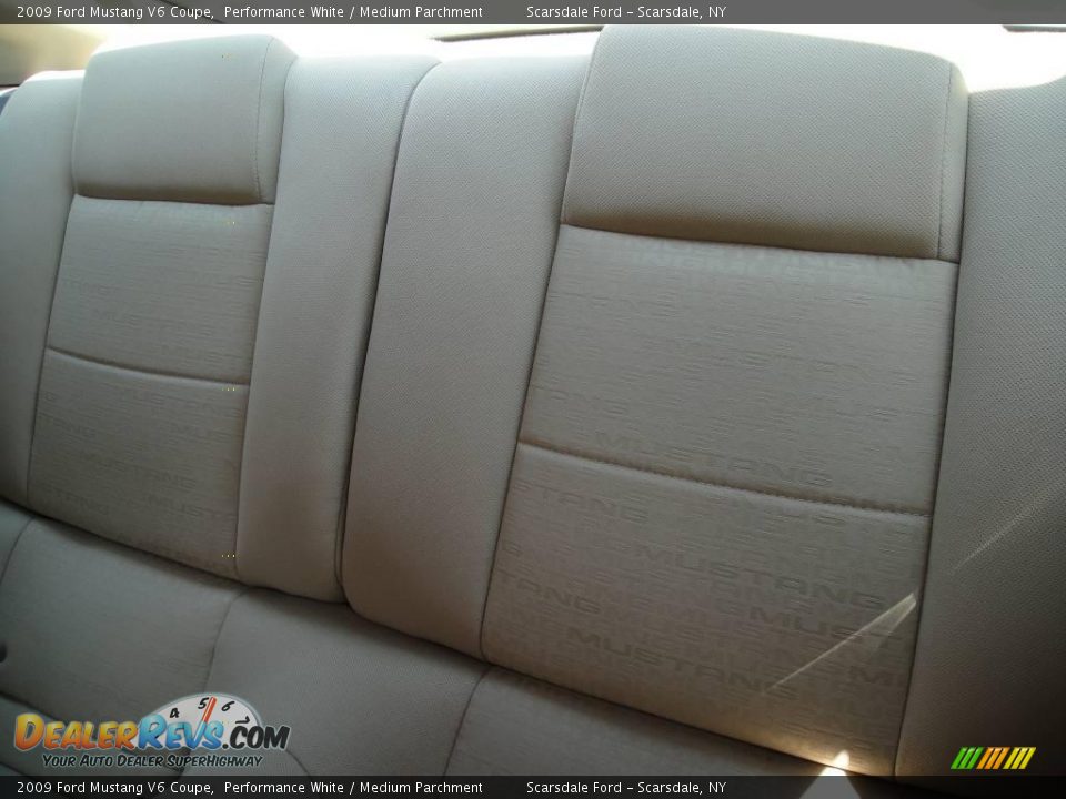 2009 Ford Mustang V6 Coupe Performance White / Medium Parchment Photo #15