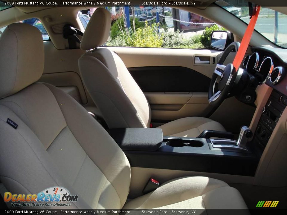 2009 Ford Mustang V6 Coupe Performance White / Medium Parchment Photo #19