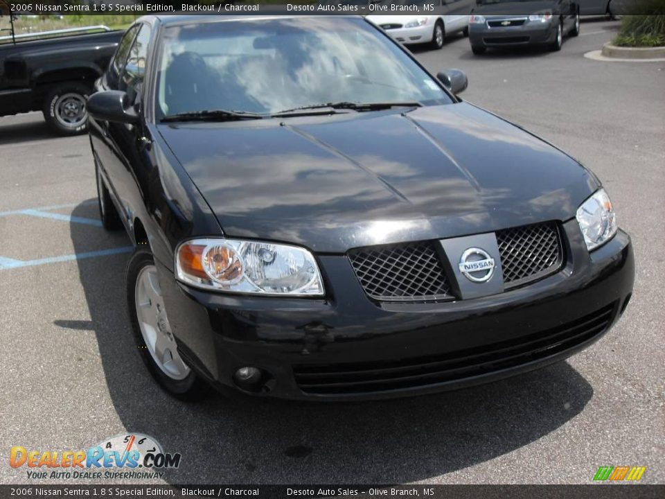 2006 Nissan Sentra 1.8 S Special Edition Blackout / Charcoal Photo #4