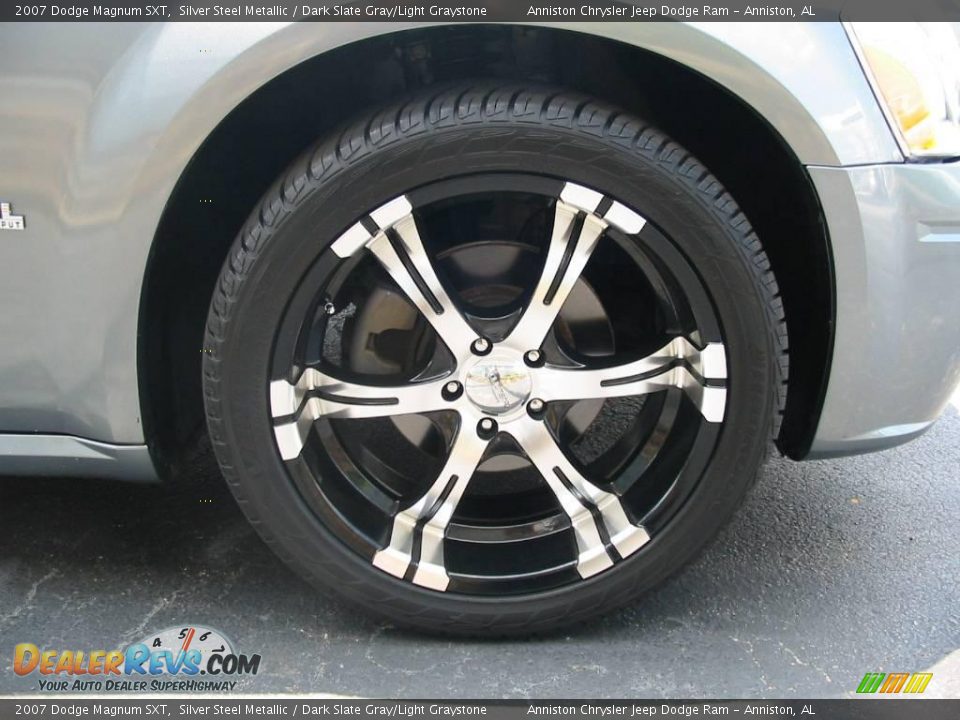 2007 Dodge Magnum SXT Silver Steel Metallic / Dark Slate Gray/Light Graystone Photo #10