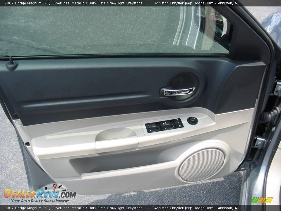 2007 Dodge Magnum SXT Silver Steel Metallic / Dark Slate Gray/Light Graystone Photo #13