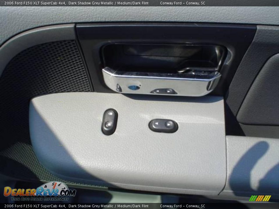 2006 Ford F150 XLT SuperCab 4x4 Dark Shadow Grey Metallic / Medium/Dark Flint Photo #18