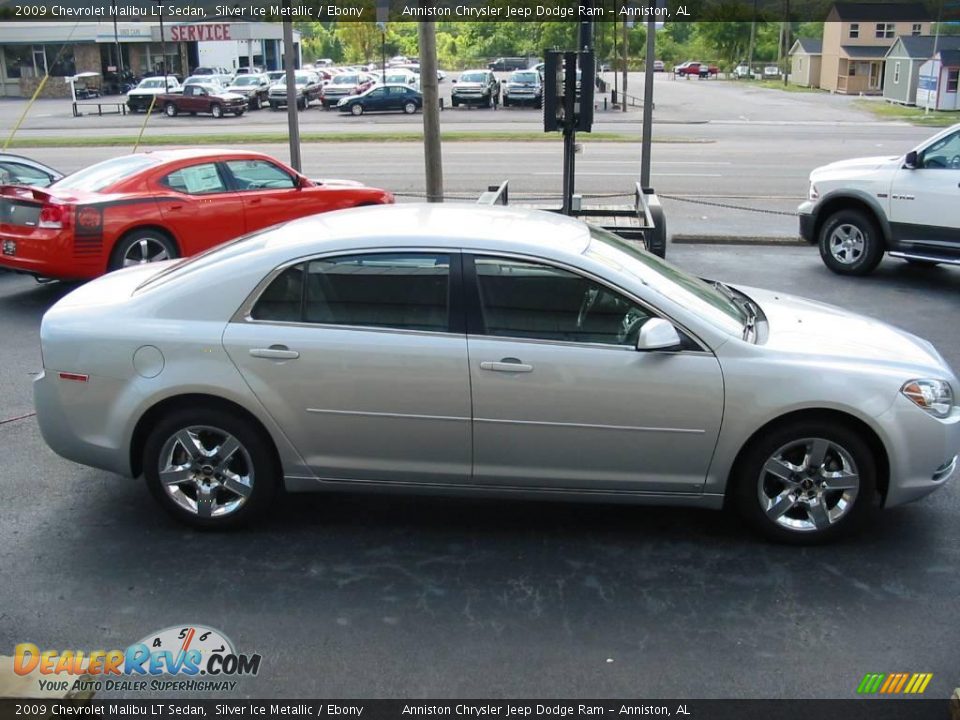 2009 Chevrolet Malibu LT Sedan Silver Ice Metallic / Ebony Photo #5