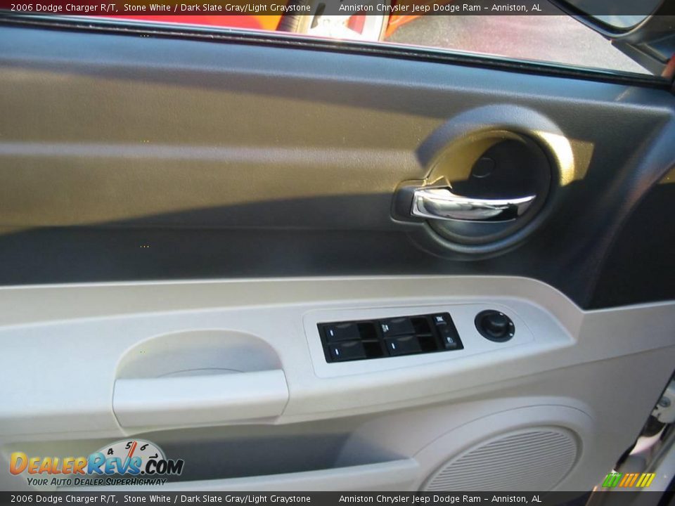 2006 Dodge Charger R/T Stone White / Dark Slate Gray/Light Graystone Photo #27