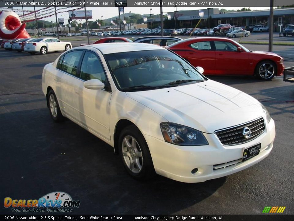 2006 Nissan Altima 2.5 S Special Edition Satin White Pearl / Frost Photo #4