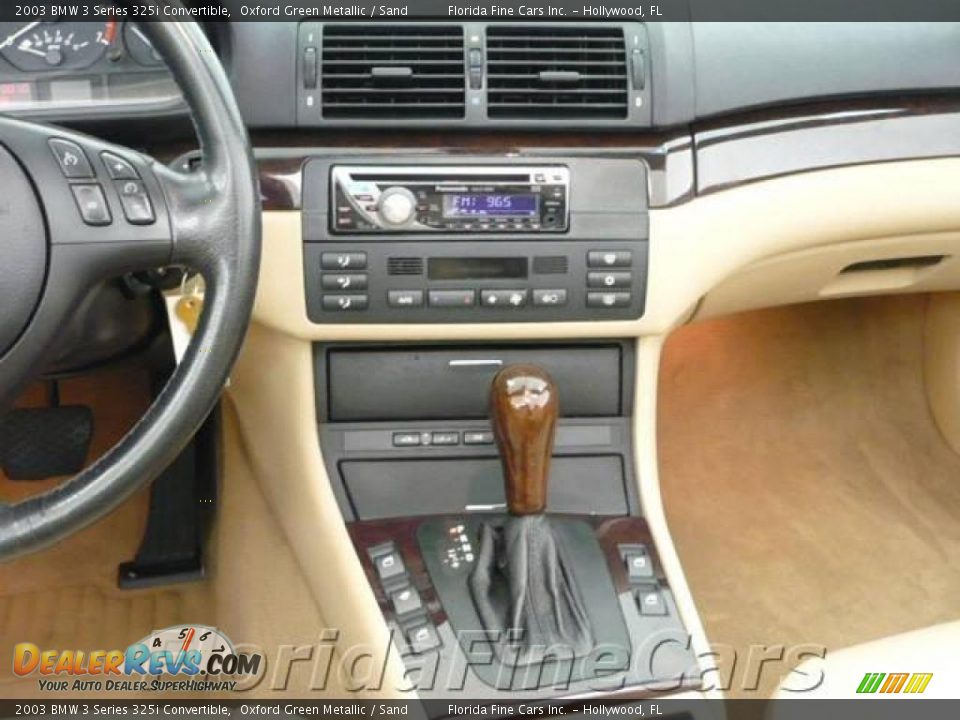 2003 BMW 3 Series 325i Convertible Oxford Green Metallic / Sand Photo #18