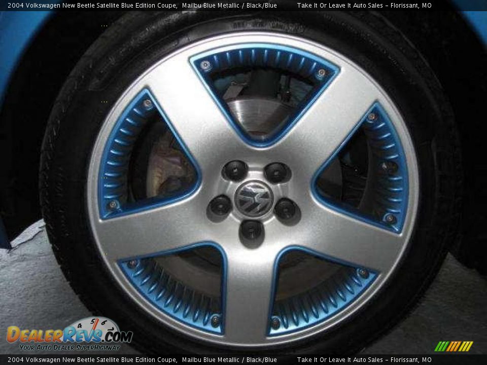 2004 Volkswagen New Beetle Satellite Blue Edition Coupe Mailbu Blue Metallic / Black/Blue Photo #5