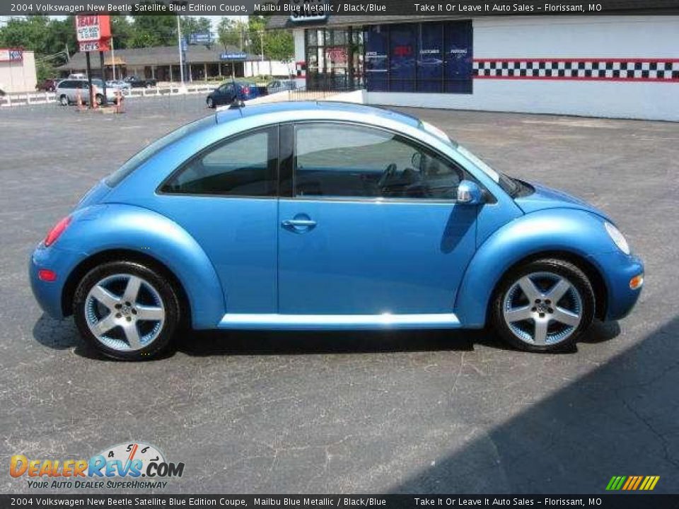 2004 Volkswagen New Beetle Satellite Blue Edition Coupe Mailbu Blue Metallic / Black/Blue Photo #7