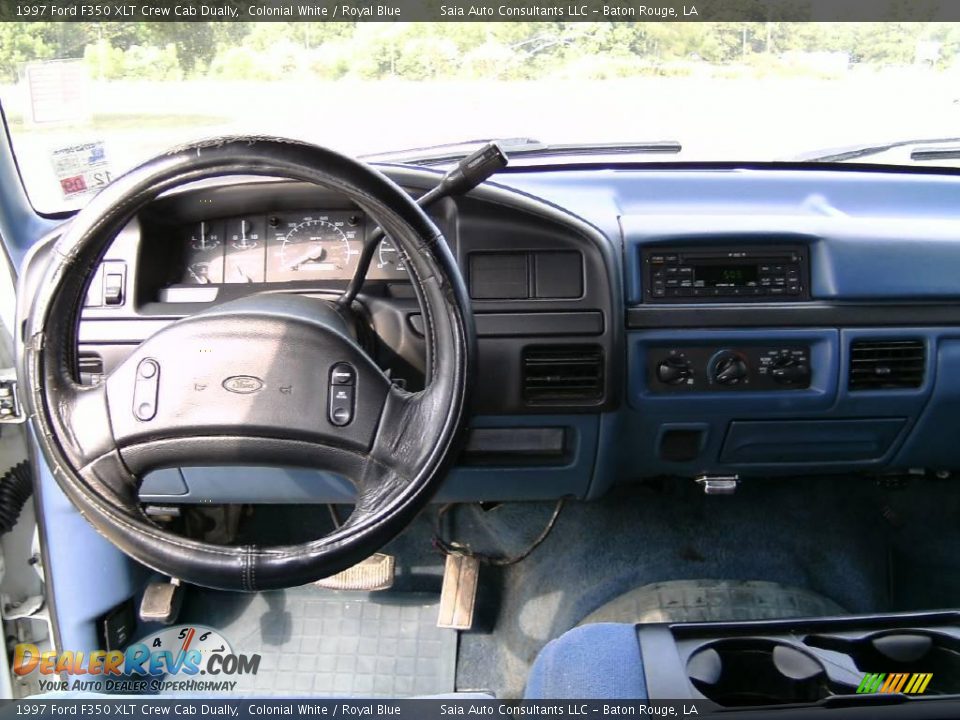 1997 Ford F350 XLT Crew Cab Dually Colonial White / Royal Blue Photo #11