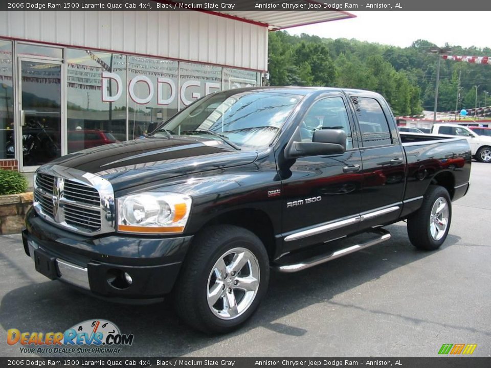 2006 Dodge Ram 1500 Laramie Quad Cab 4x4 Black / Medium Slate Gray Photo #3