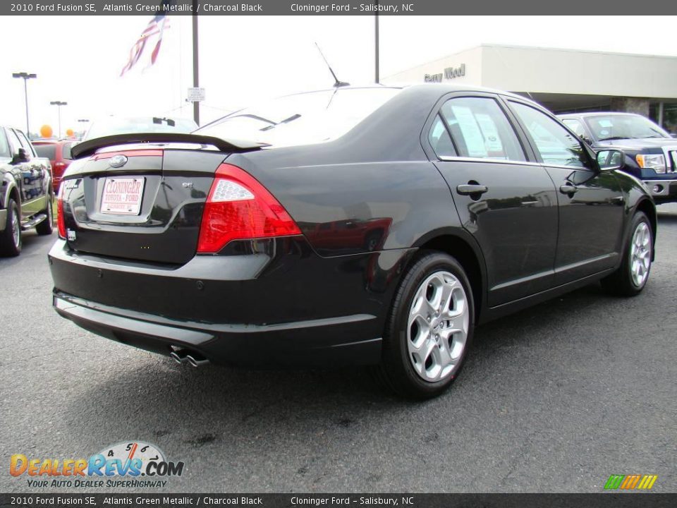 2010 Ford Fusion SE Atlantis Green Metallic / Charcoal Black Photo #3