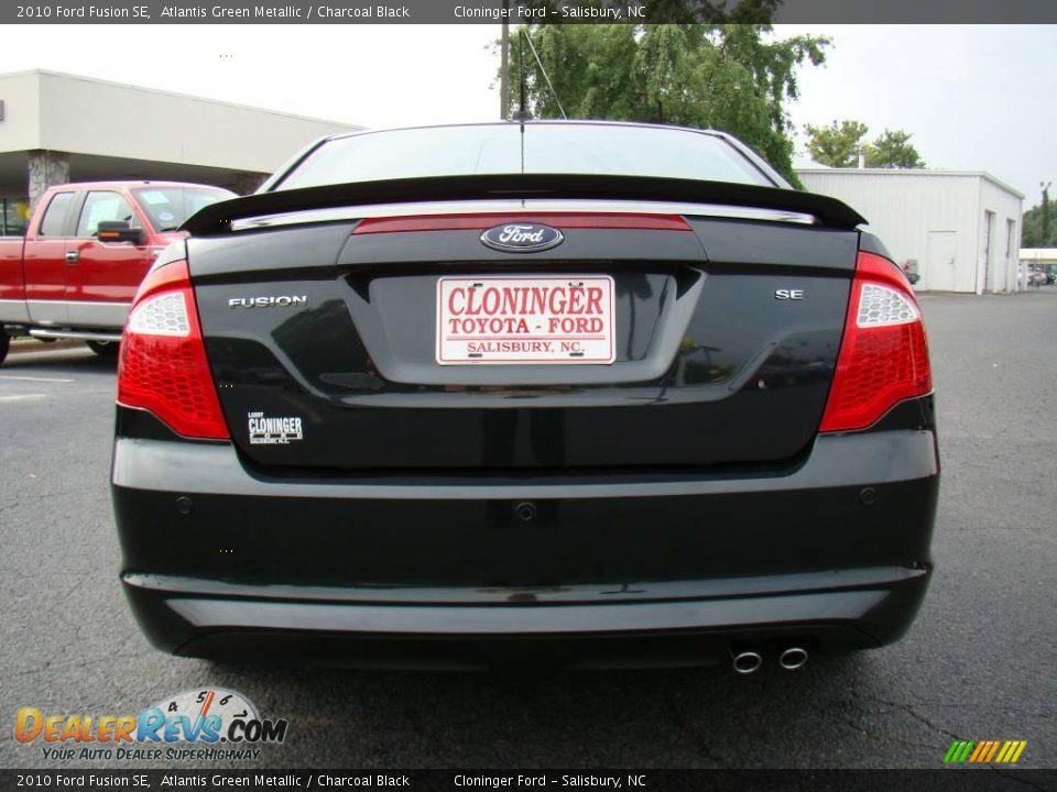 2010 Ford Fusion SE Atlantis Green Metallic / Charcoal Black Photo #4