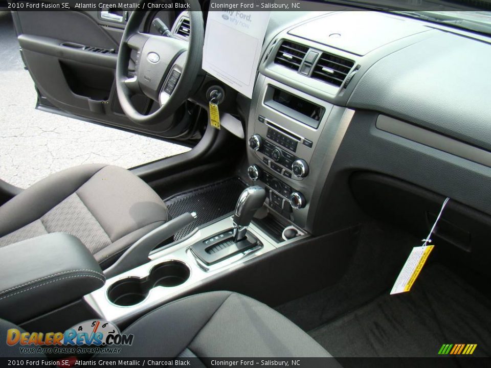 2010 Ford Fusion SE Atlantis Green Metallic / Charcoal Black Photo #12