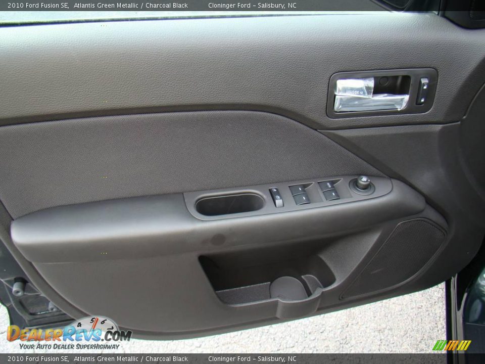 2010 Ford Fusion SE Atlantis Green Metallic / Charcoal Black Photo #16
