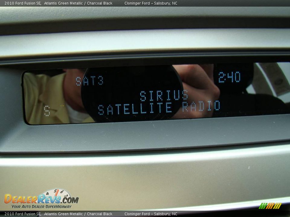 2010 Ford Fusion SE Atlantis Green Metallic / Charcoal Black Photo #20
