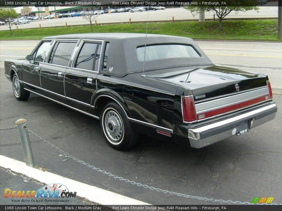 1988 Lincoln Town Car Limousine Black / Medium Gray Photo #2