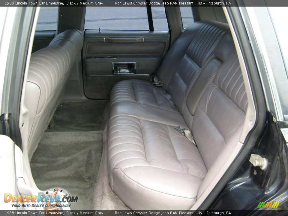 1988 Lincoln Town Car Limousine Black / Medium Gray Photo #13